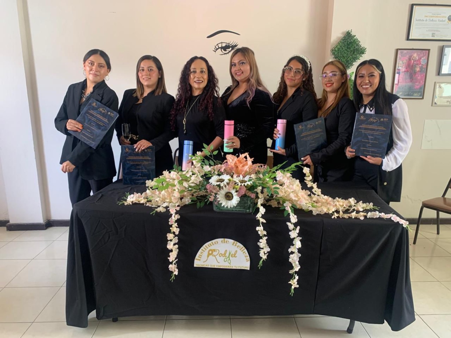 Diplomados del Instituto de Belleza RodVel